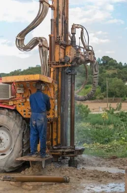 como se hace un pozo de agua profundo